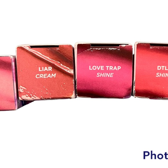 Bundle of Lipstick 💄 - Picture 2 of 2